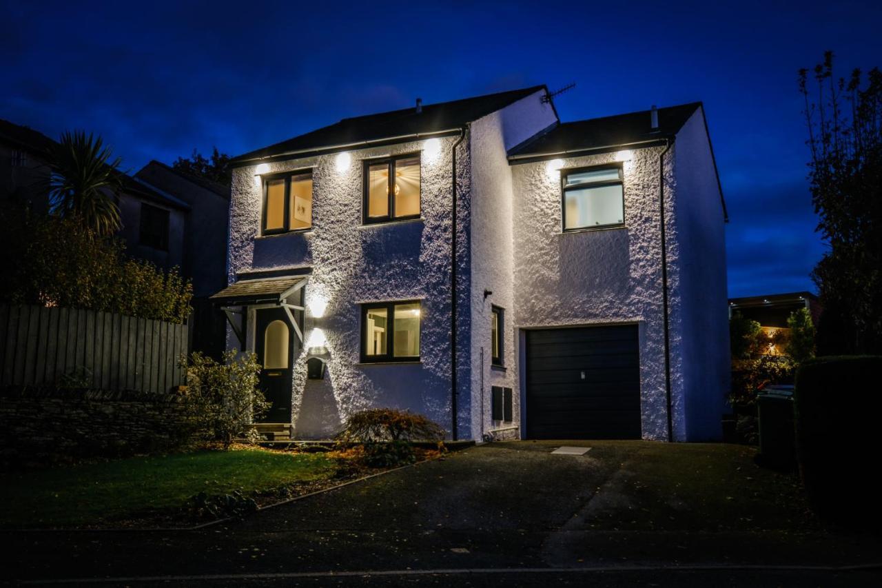 Rockside - Luxury 1 Bedroom Home With Hot Tub, Central Location, Parking And Pet Friendly Windermere Zewnętrze zdjęcie